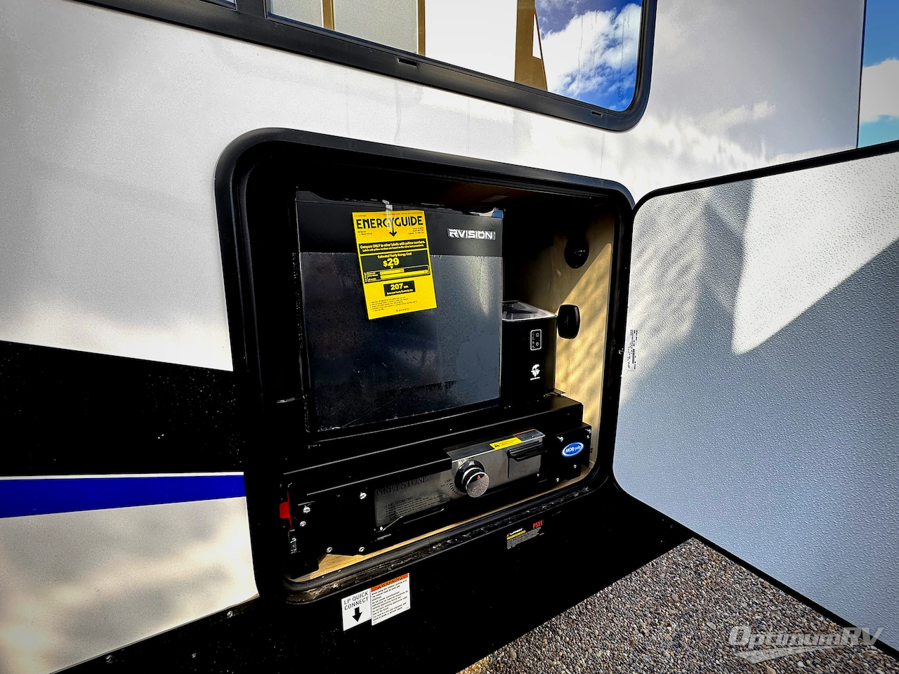 2026 Forest River Vengeance Rogue Armored 32L132 Photo 2