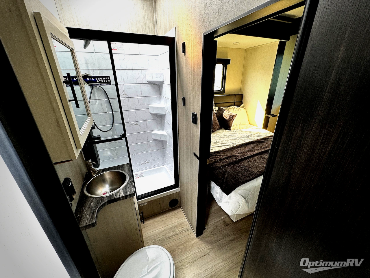 2026 Forest River Vengeance Rogue Armored 32L132 Photo 5