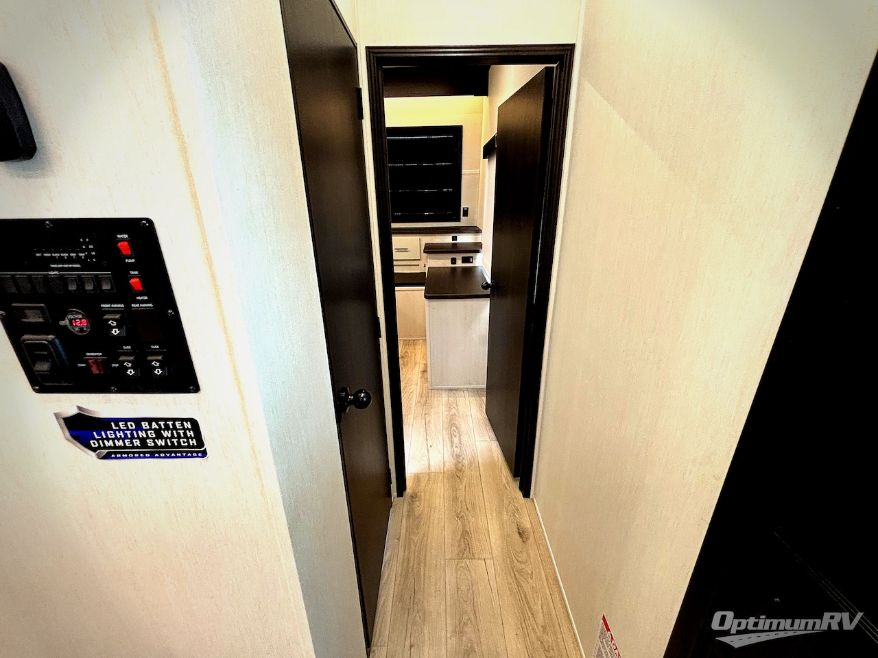 2026 Forest River Vengeance Rogue Armored 32L132 Photo 7