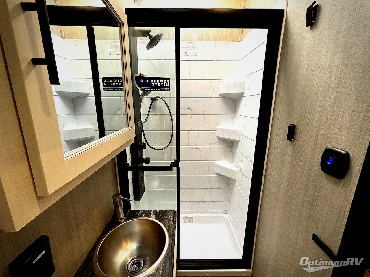 2026 Forest River Vengeance Rogue Armored 32L132 Photo 13