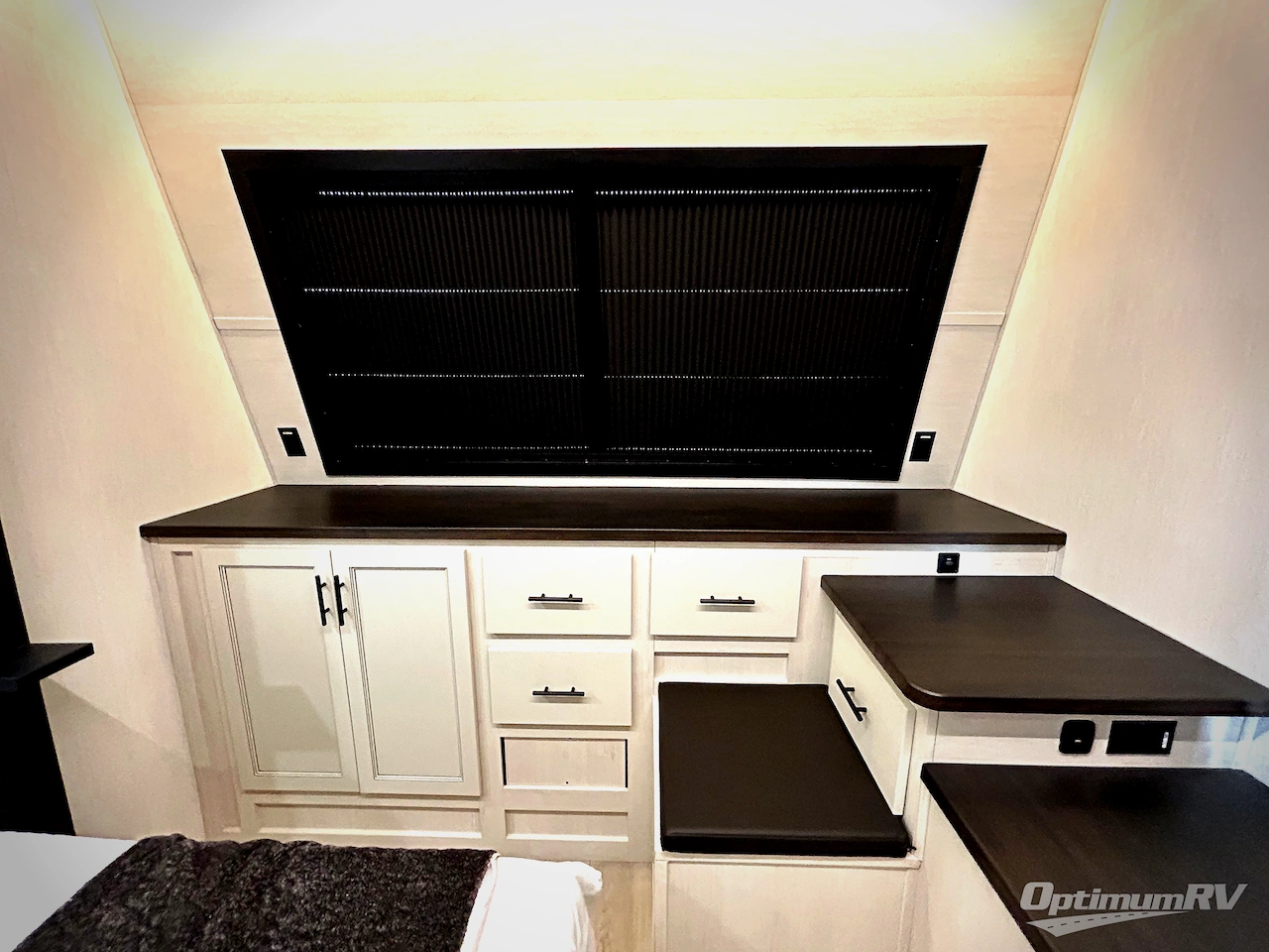 2026 Forest River Vengeance Rogue Armored 32L132 Photo 10