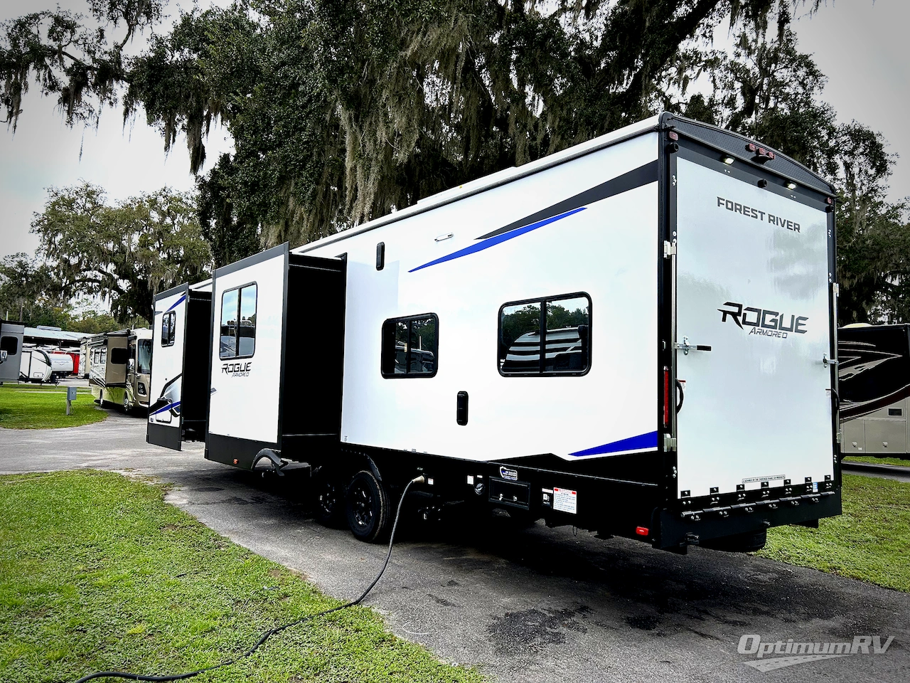 2026 Forest River Vengeance Rogue Armored 32L132 Photo 3