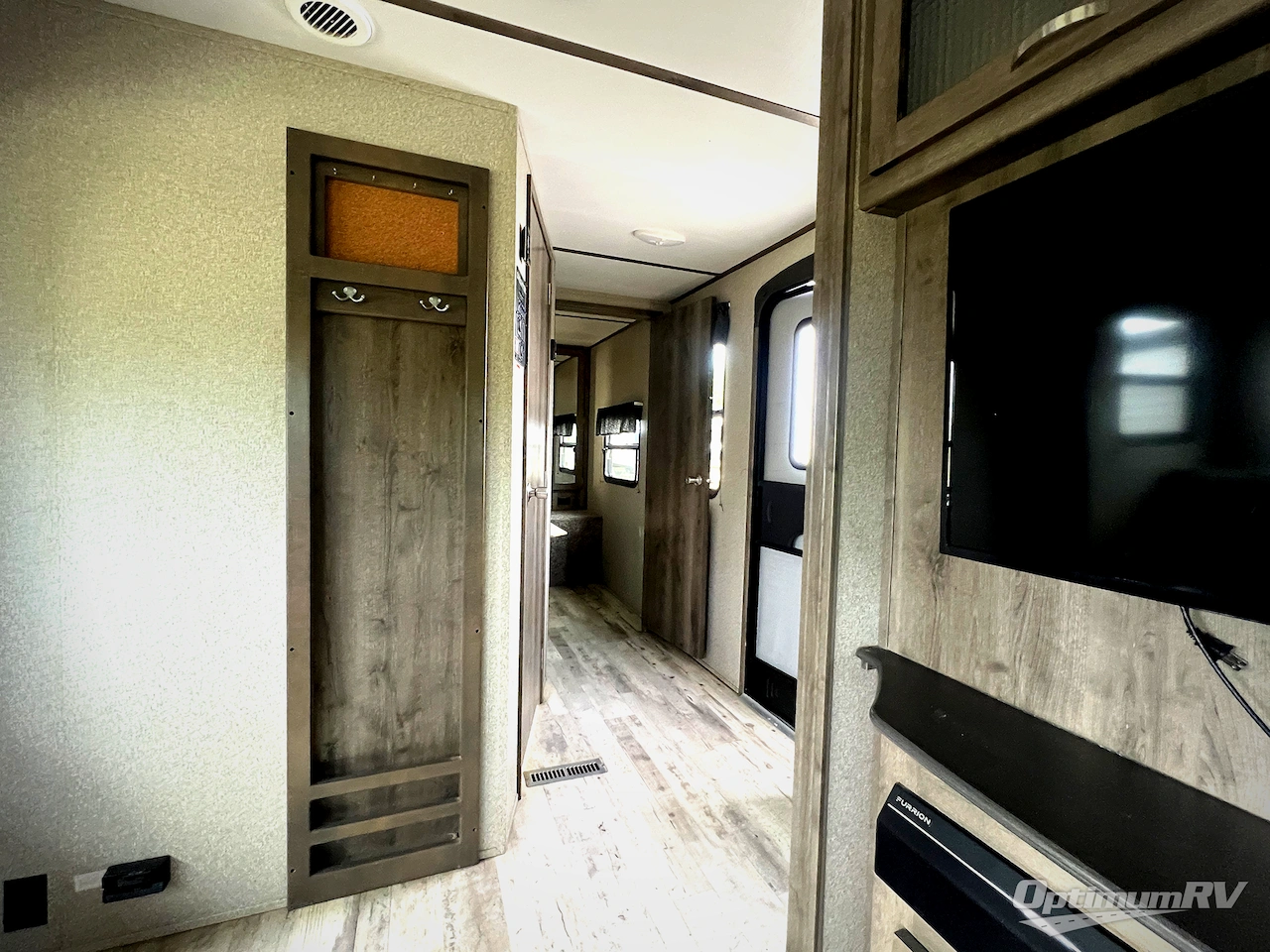 2020 Keystone Sprinter Campfire Edition 26RK Photo 14