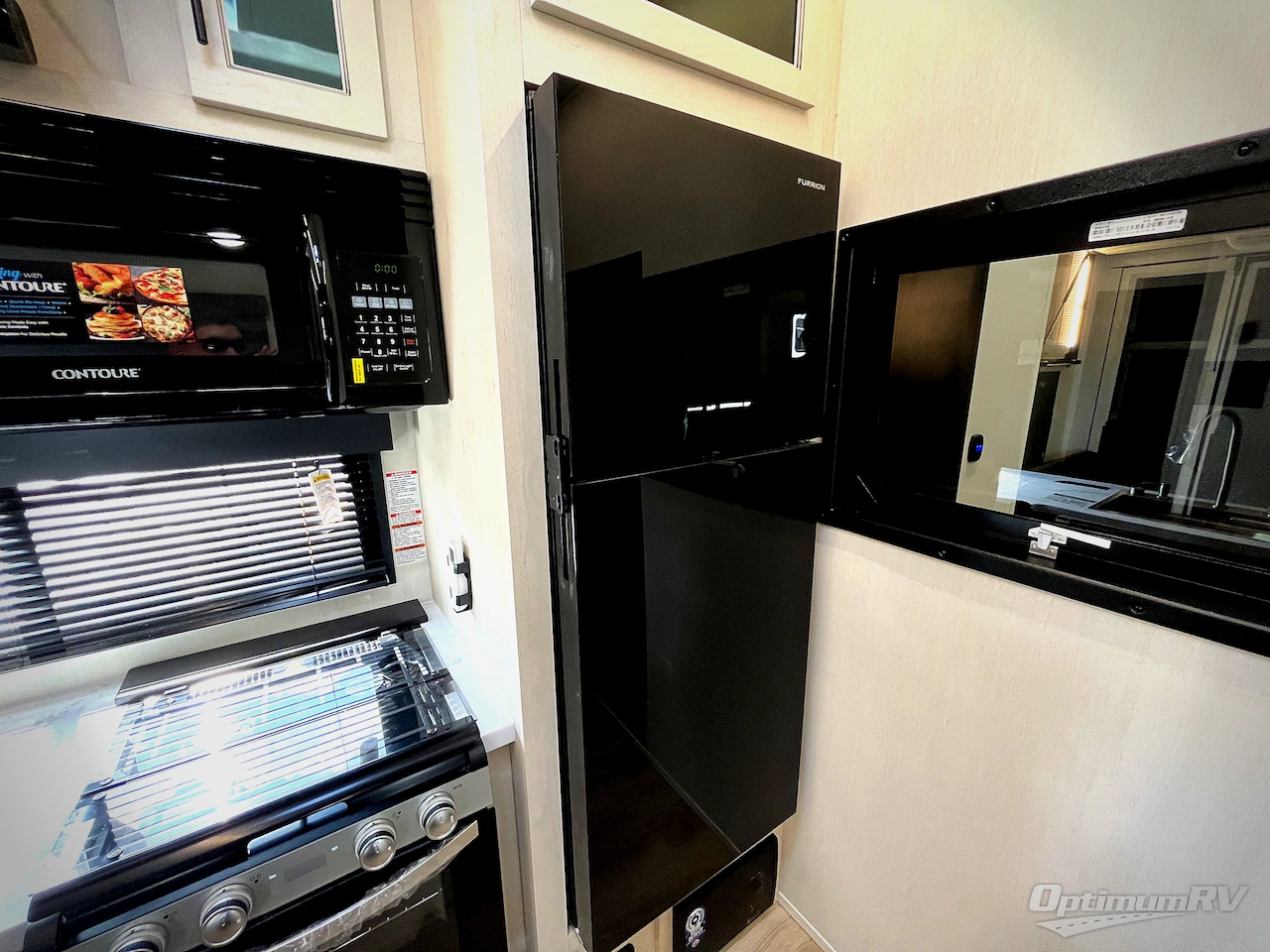 2026 Forest River Vengeance Rogue Armored 32L132 Photo 13