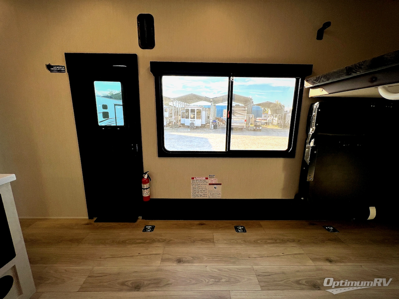 2026 Forest River Vengeance Rogue Armored 26L140 Photo 7