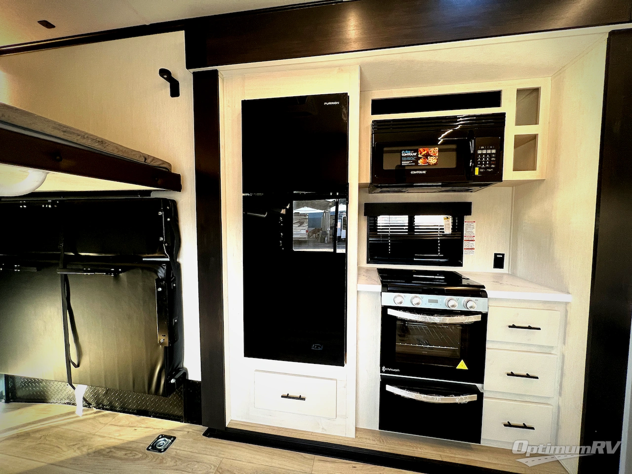 2026 Forest River Vengeance Rogue Armored 26L140 Photo 12