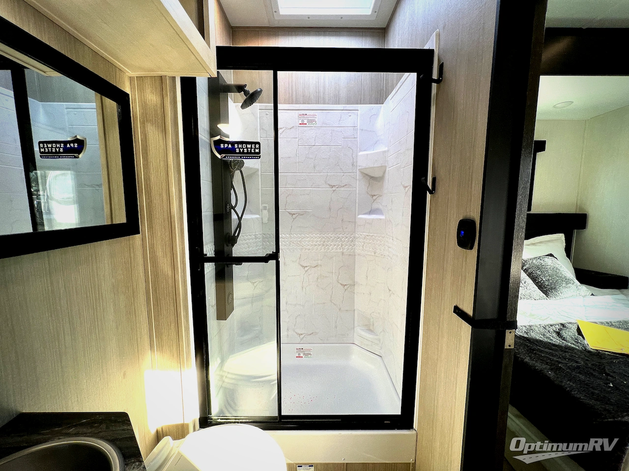 2026 Forest River Vengeance Rogue Armored 26L140 Photo 21