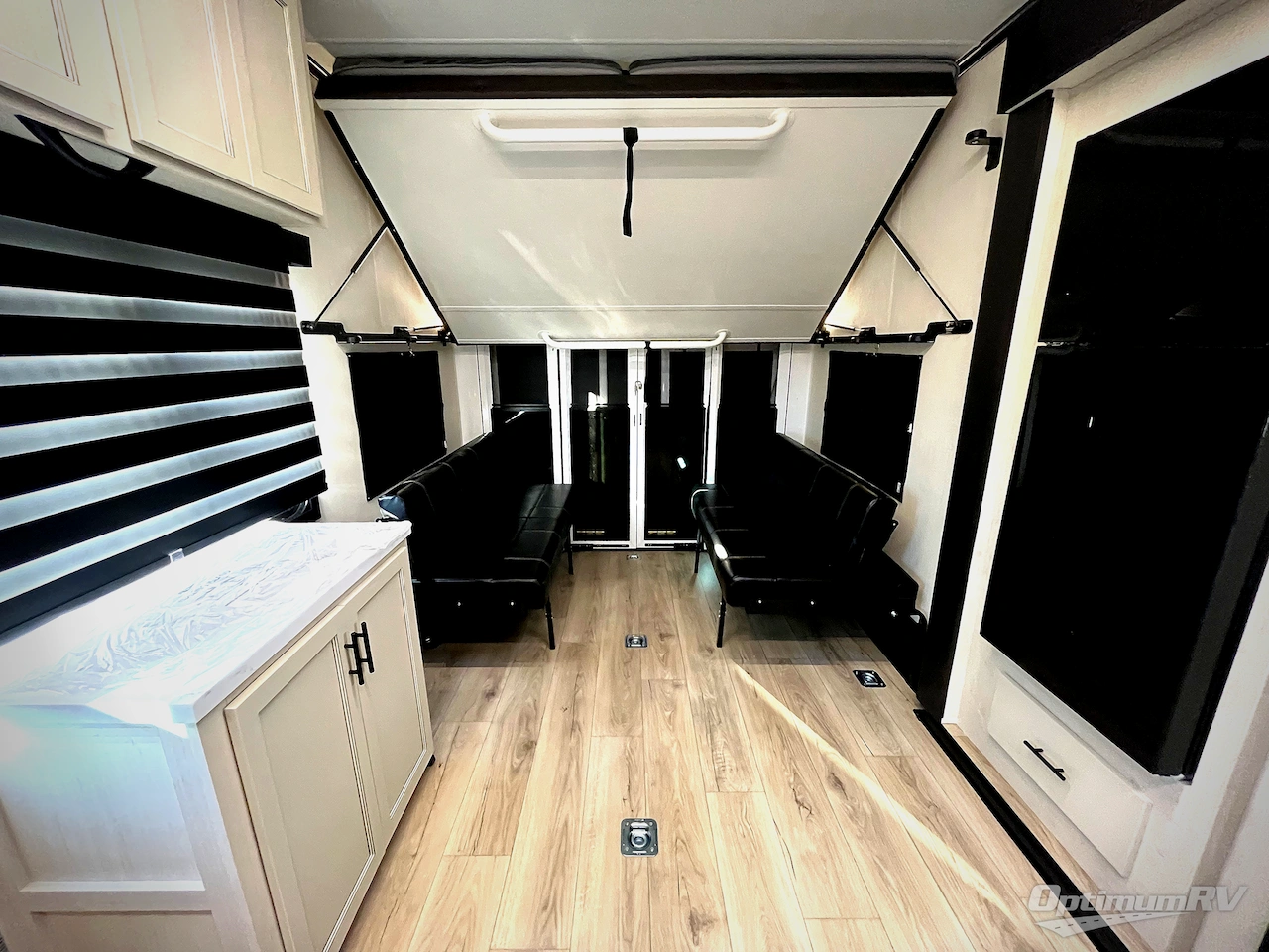 2026 Forest River Vengeance Rogue Armored 26L140 Photo 7