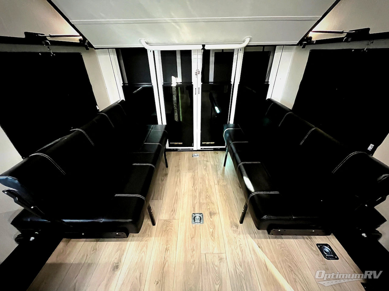 2026 Forest River Vengeance Rogue Armored 26L140 Photo 8