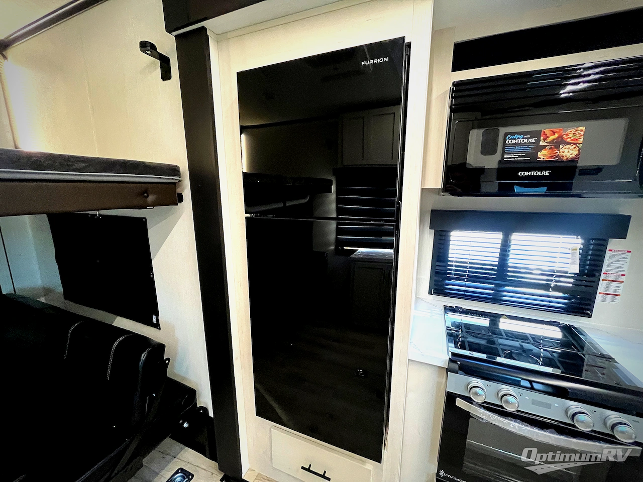 2026 Forest River Vengeance Rogue Armored 26L140 Photo 12