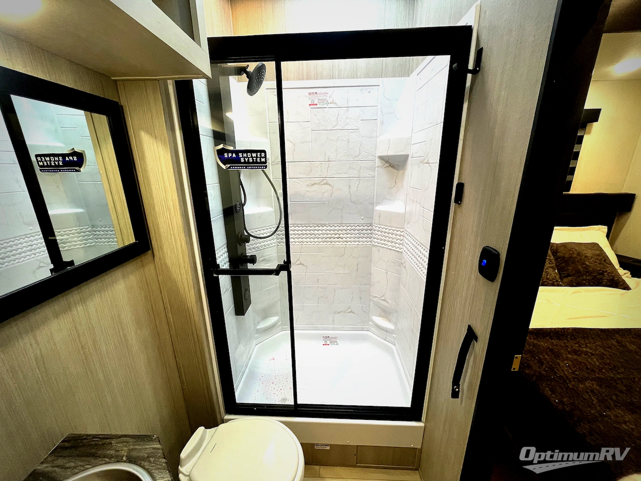 2026 Forest River Vengeance Rogue Armored 26L140 Photo 17