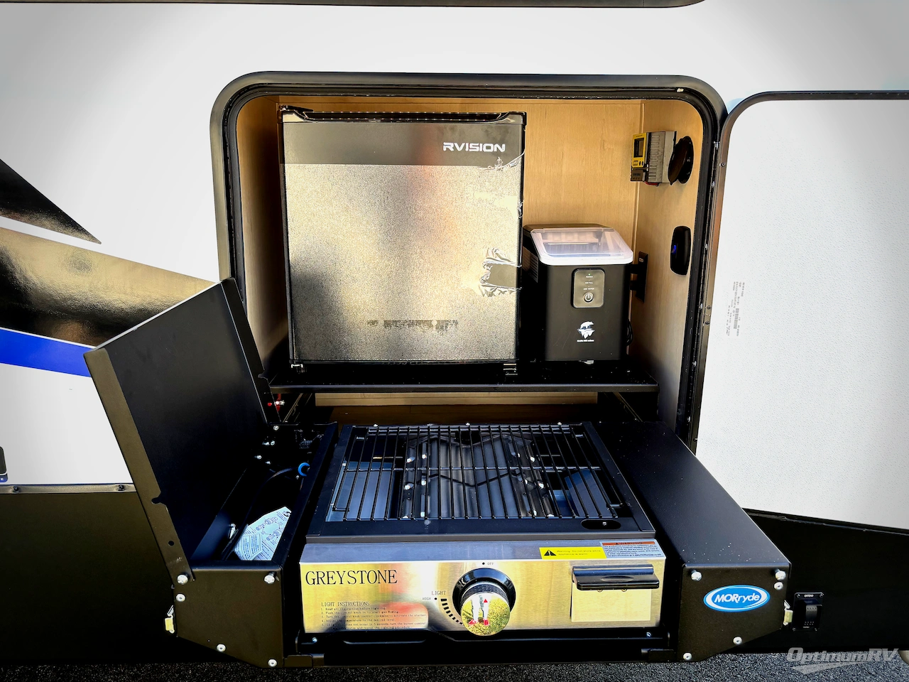 2026 Forest River Vengeance Rogue Armored 25L141 Photo 17