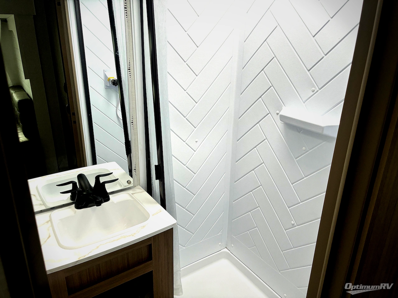 2026 Forest River Wildwood 31KQBTS Photo 15