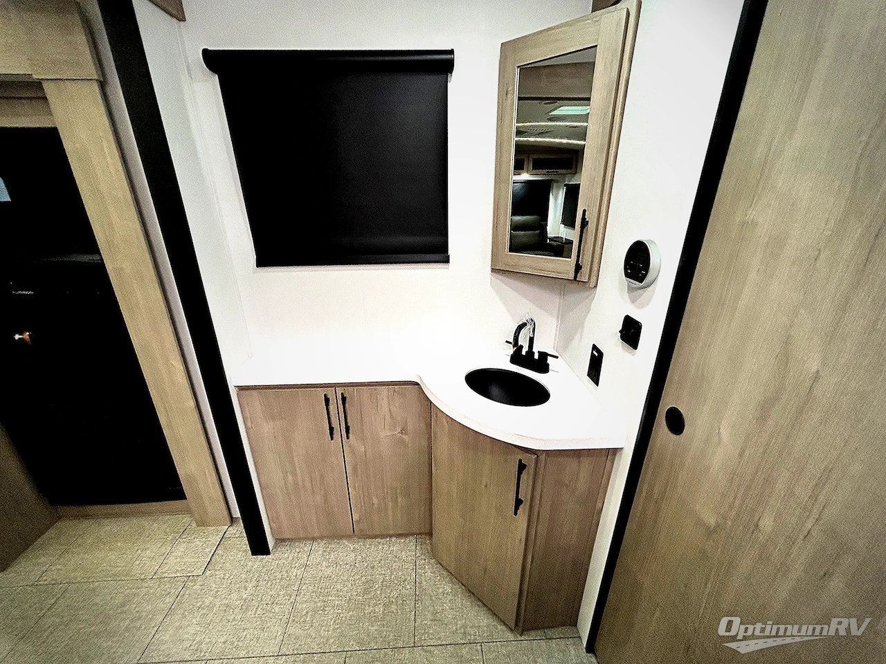 2025 Grand Design Imagine 2500RL Photo 14