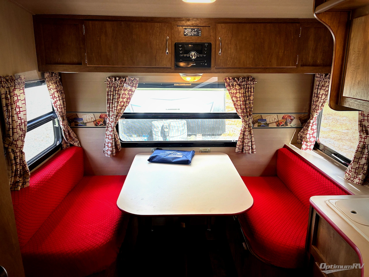 2018 Gulf Stream Vintage Friendship 23LDE Photo 6