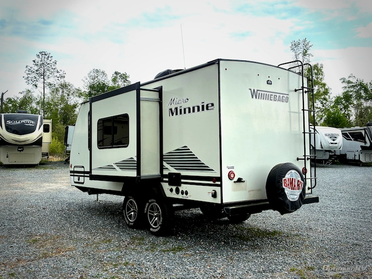 2020 Winnebago Towables Micro Minnie 2106FBS RV Photo 1