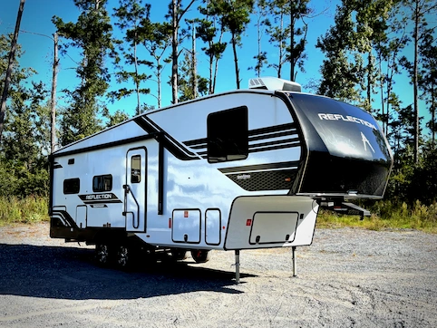 New 2026 Grand Design Reflection 150 Series 270BN Featured Photo
