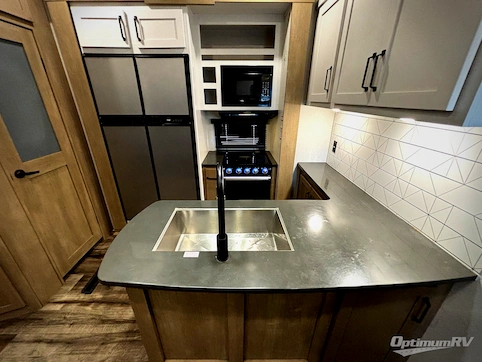 2022 Keystone Carbon 398 RV Photo 3