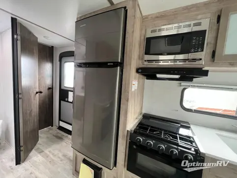 2024 Gulf Stream Ameri-Lite Ultra Lite 236RL RV Photo 3