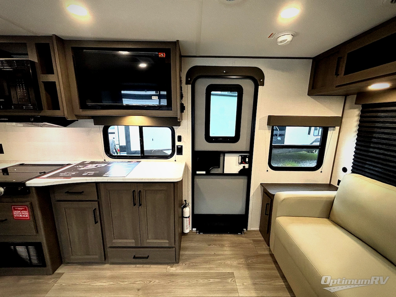 2026 Grand Design Transcend 245RLT Photo 15