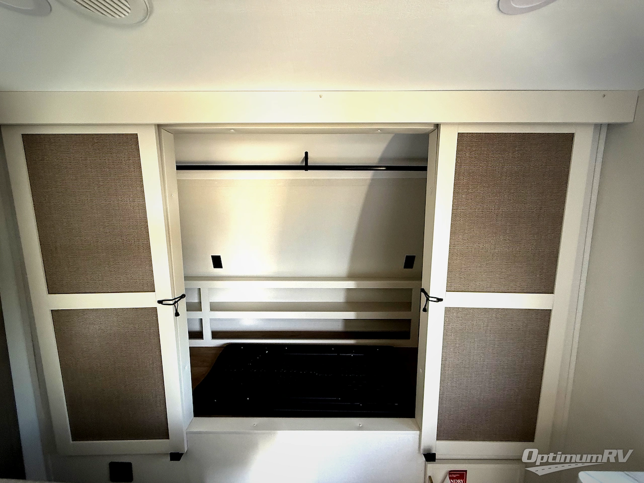 2026 Grand Design Transcend 335BHT Photo 12