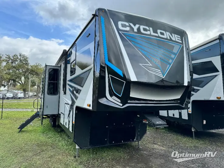 2022 Heartland Cyclone 4006 RV Photo 1