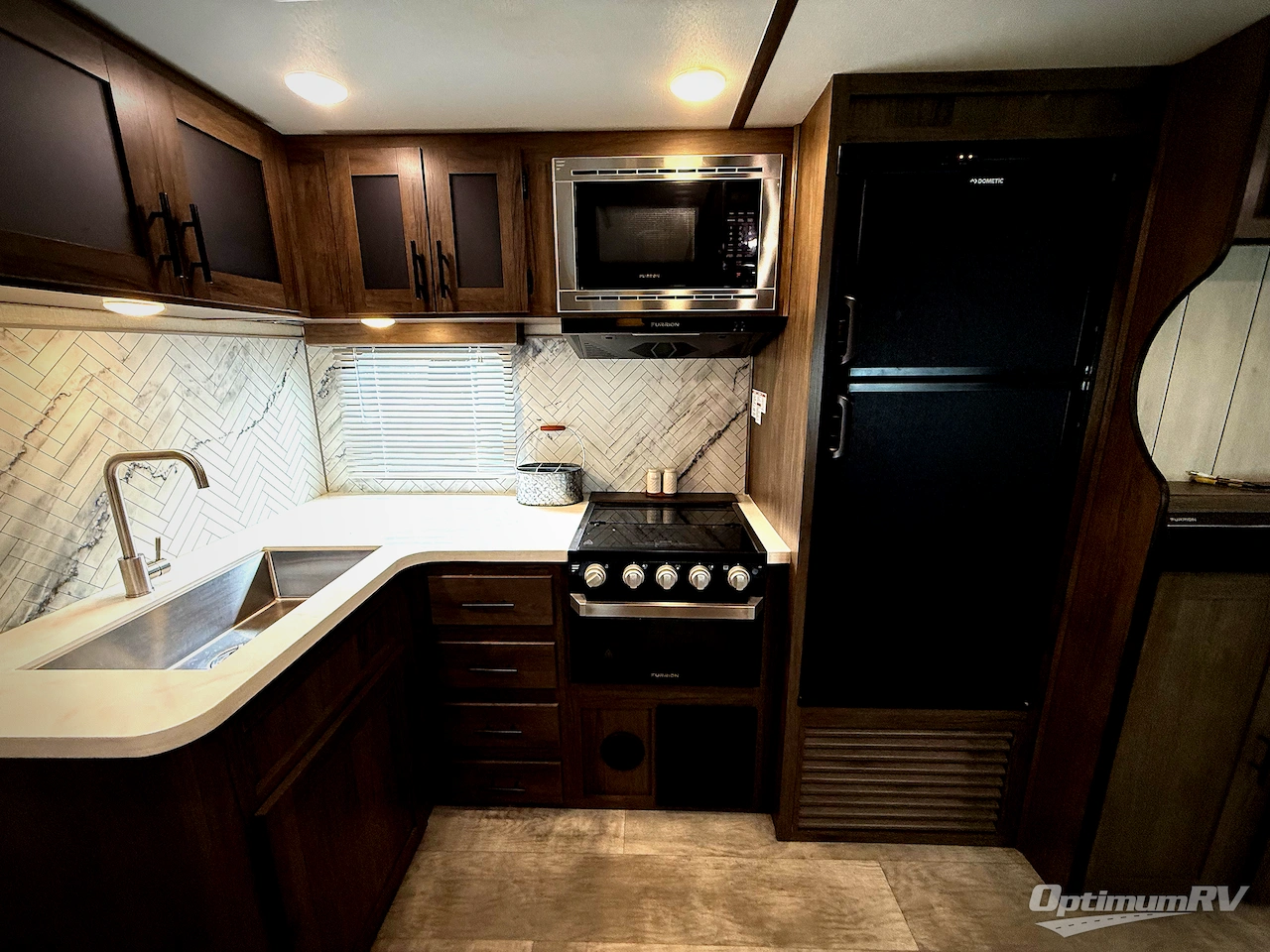2020 Prime Time Tracer 27BHS Photo 9