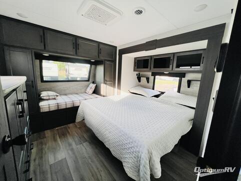 2025 Venture SportTrek ST292VBH RV Photo 3