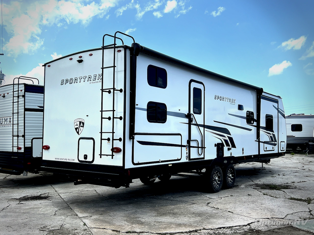 2025 Venture SportTrek ST292VBH Photo 2