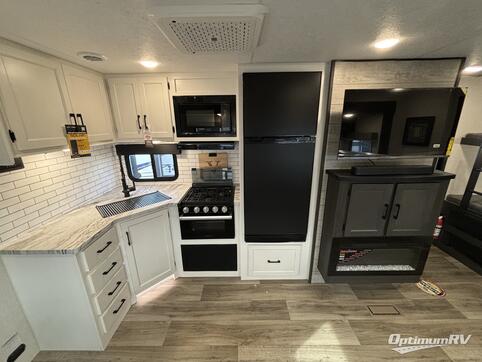 2025 Venture SportTrek ST292VBH RV Photo 2