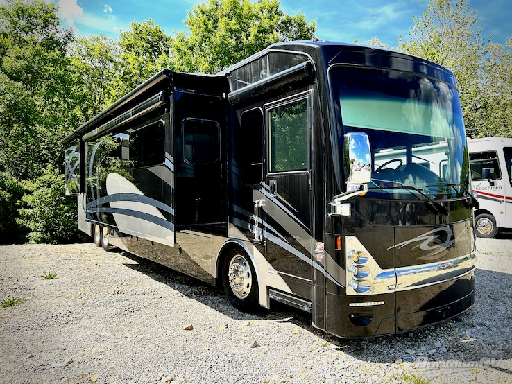 2016 Thor Tuscany 44MT RV Photo 1