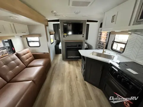 2024 Heartland North Trail 24BHS RV Photo 3