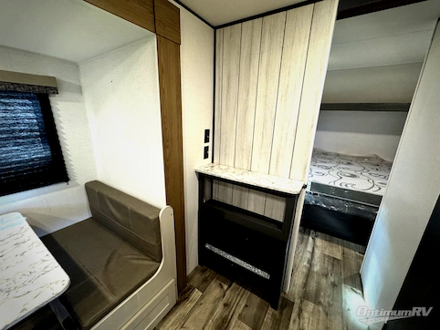 2025 Dutchmen Aspen Trail LE 26RL RV Photo 4