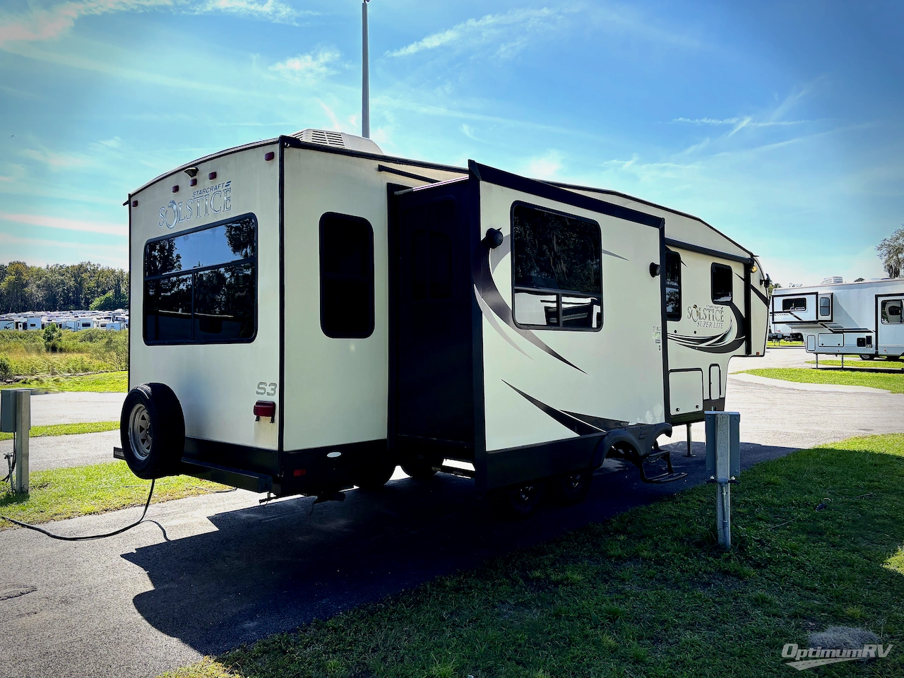 2017 Starcraft Solstice Super Lite 27RLS Photo 2