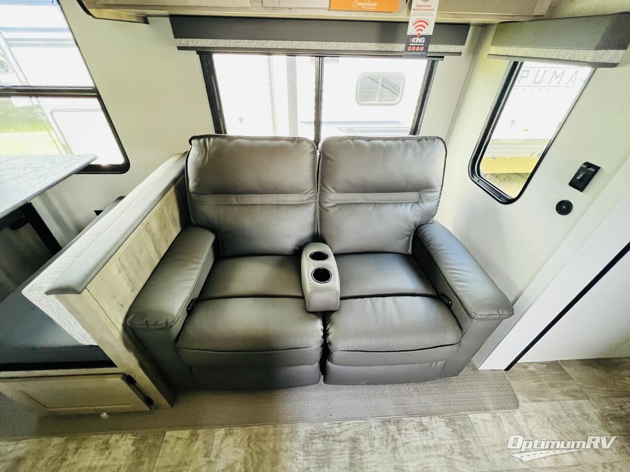 2025 Palomino Puma 32BHQS Photo 6