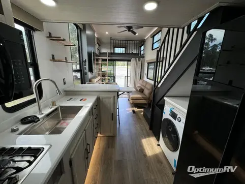 2025 Palomino Puma Destination 260MINILFT RV Photo 4