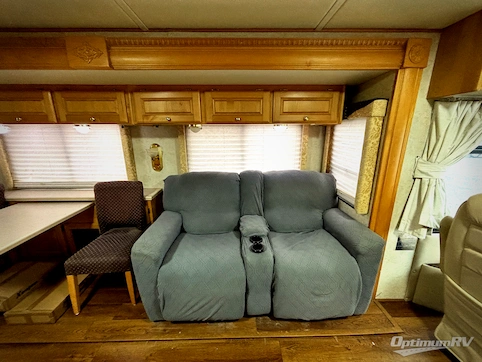 2003 Monaco Windsor 40PDQ RV Photo 3