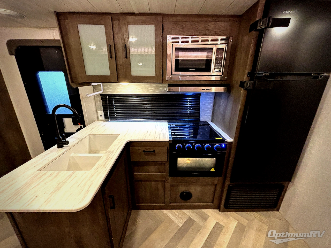 2022 Forest River Wildwood X-Lite 28VBXL Photo 6