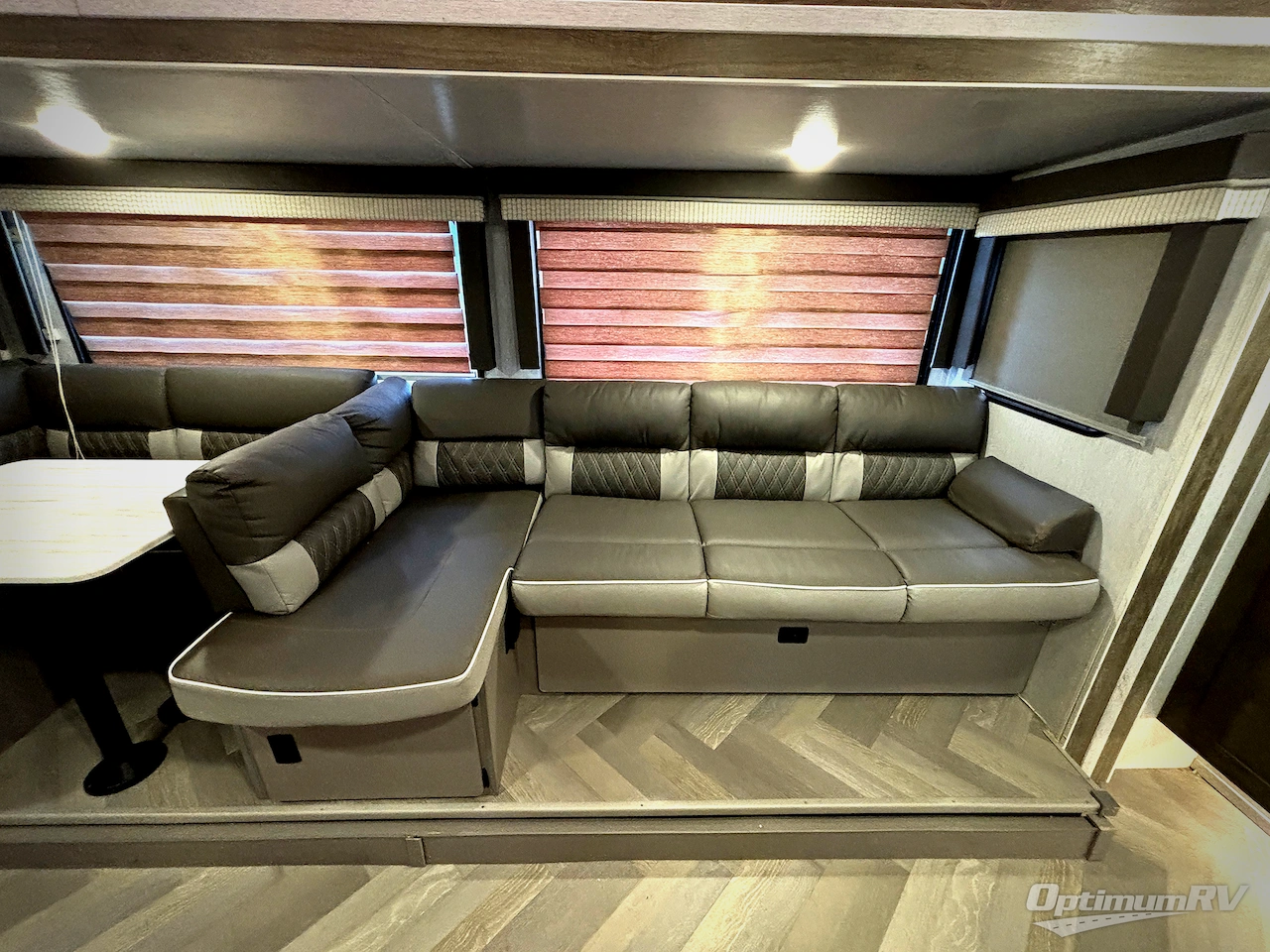 2022 Forest River Wildwood X-Lite 28VBXL Photo 10