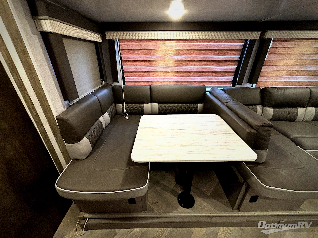 2022 Forest River Wildwood X-Lite 28VBXL Photo 11