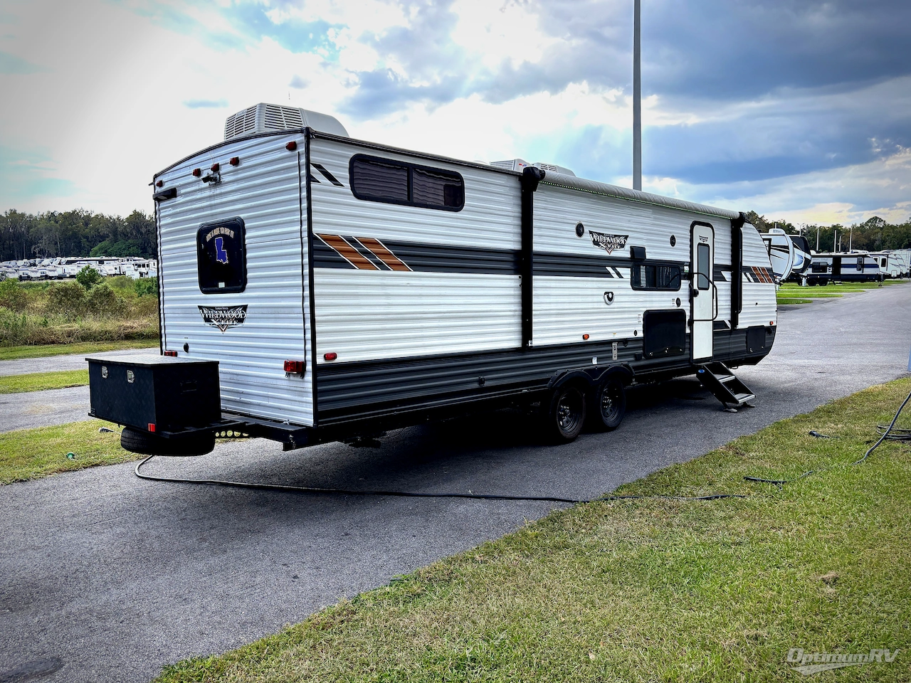 2022 Forest River Wildwood X-Lite 28VBXL Photo 2