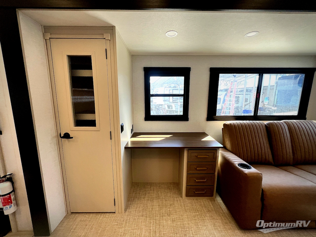 2026 Forest River Salem Hemisphere 380WDR Photo 9