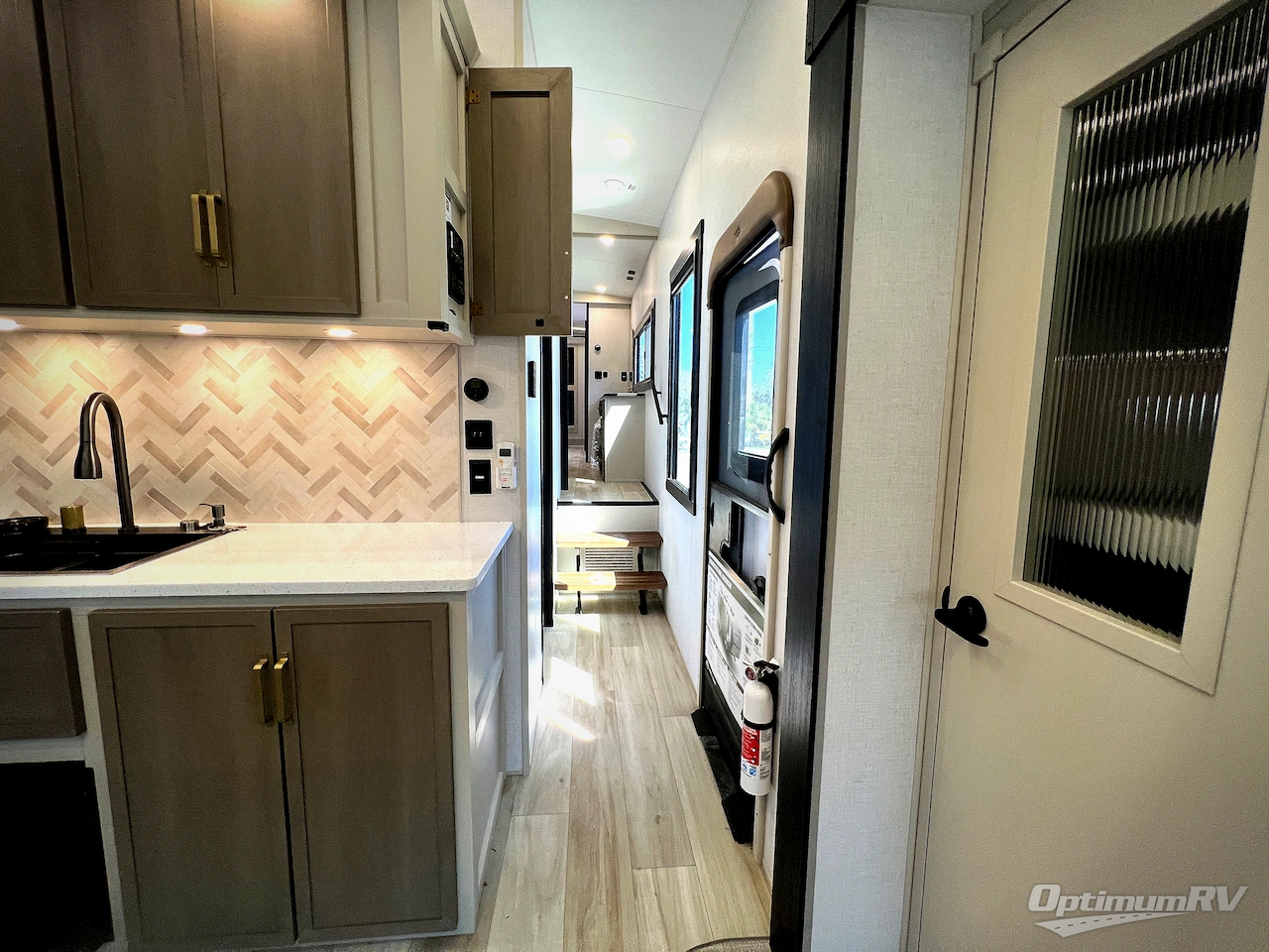 2026 Forest River Salem Hemisphere 380WDR Photo 14