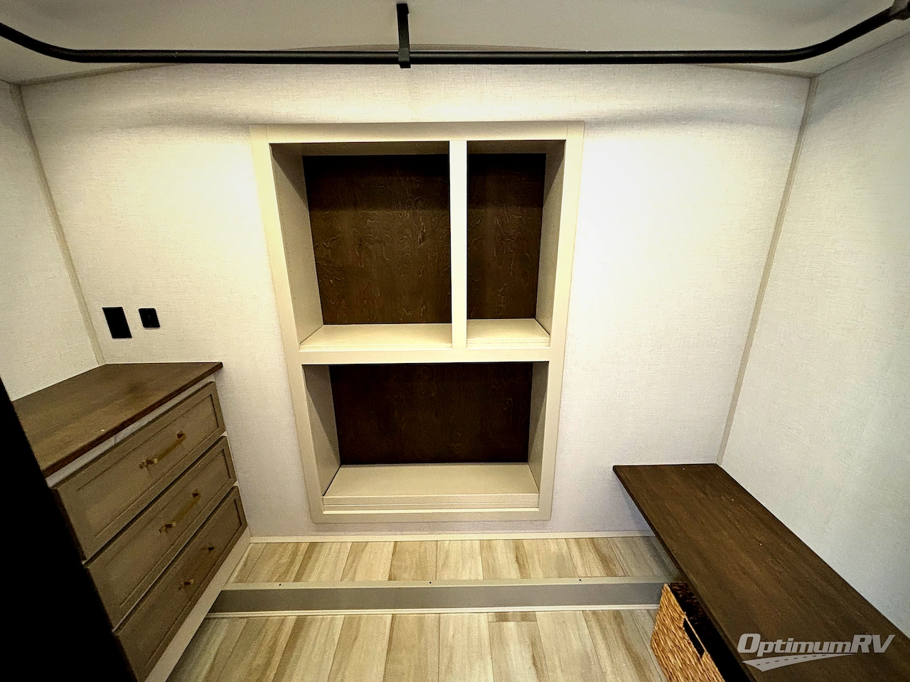 2026 Forest River Salem Hemisphere 380WDR Photo 9