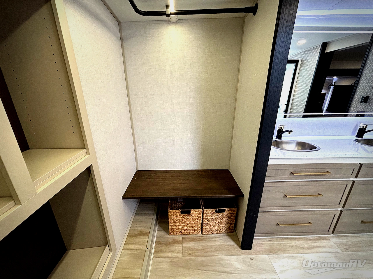 2026 Forest River Salem Hemisphere 380WDR Photo 11