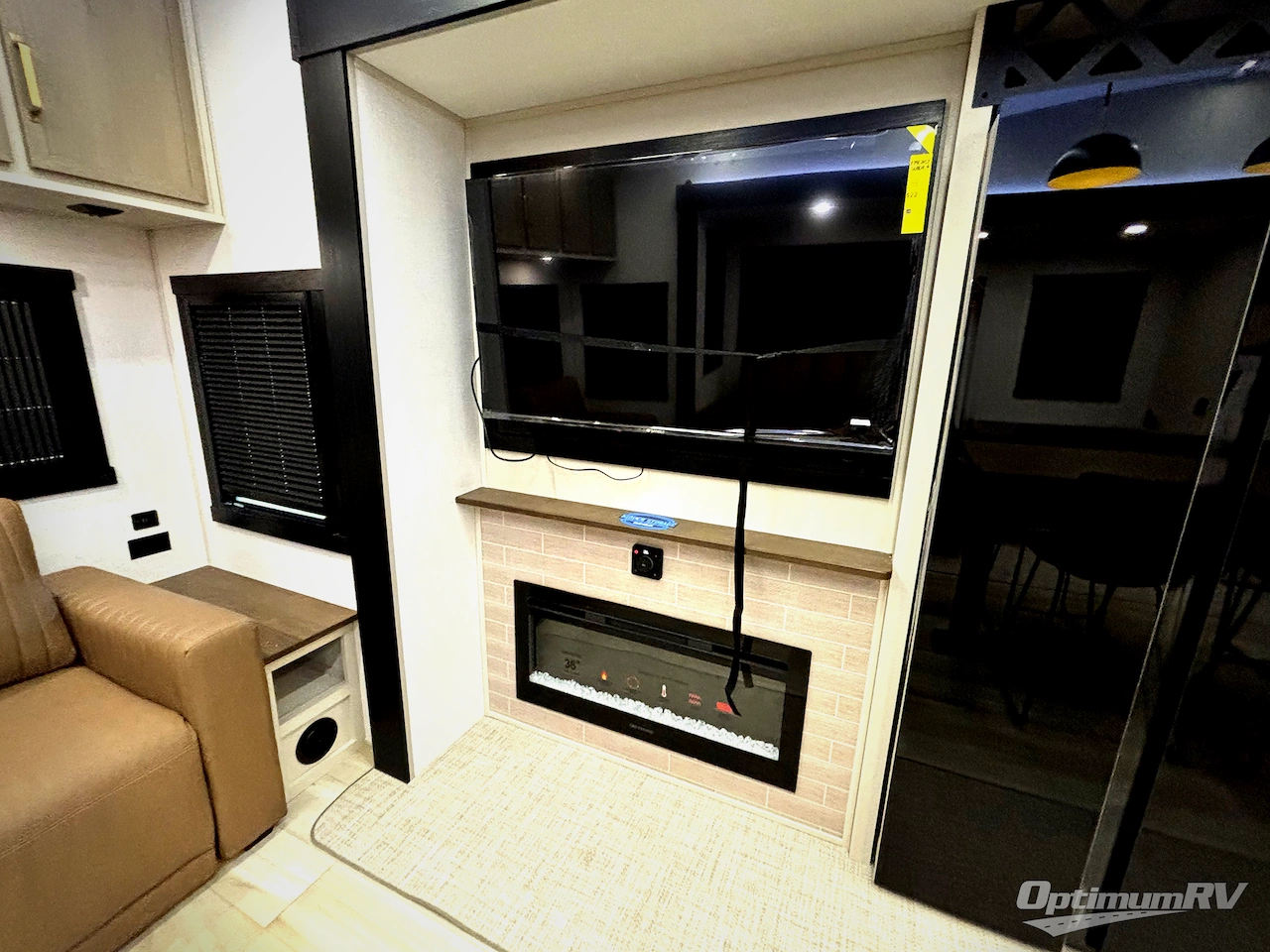 2026 Forest River Salem Hemisphere 380WDR Photo 24