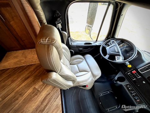 2024 Entegra Accolade 37K RV Photo 2