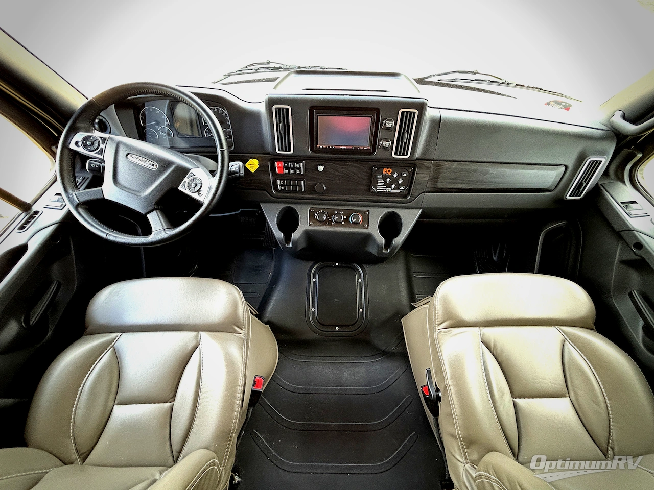 2024 Entegra Accolade 37K Photo 8