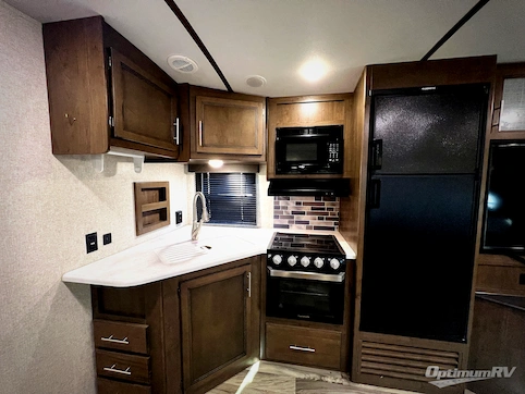 2020 Keystone Cougar Half-Ton 26RBS RV Photo 3