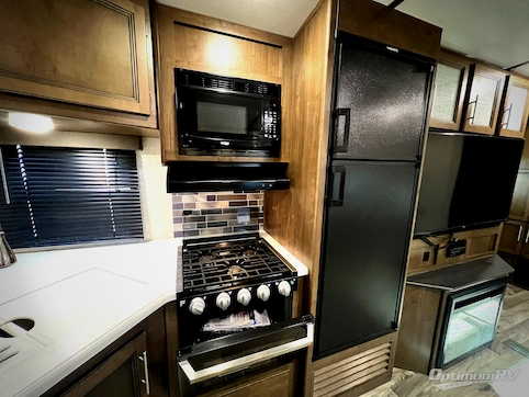 2020 Keystone Cougar Half-Ton 26RBS RV Photo 3